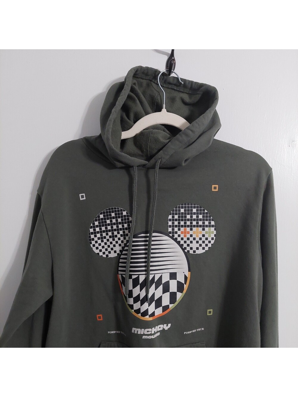 Disney Mickey Mouse Graphic Hoodie Sweatshirt Medium Green